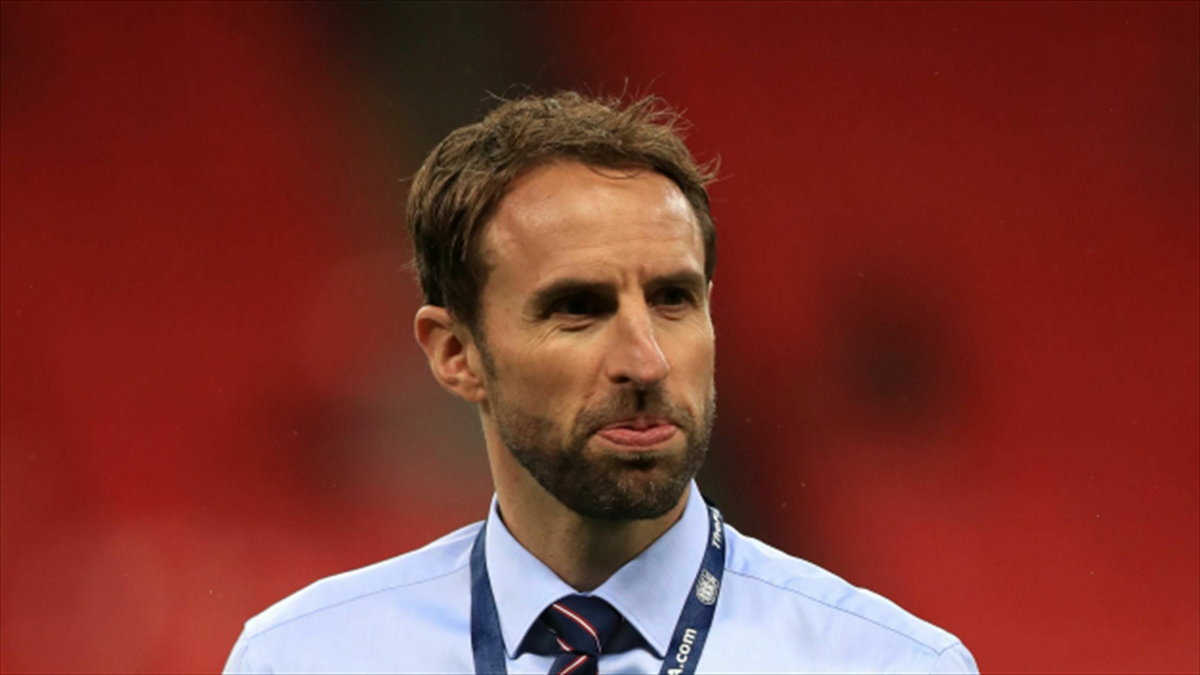 Southgate przemaglowany przez federację