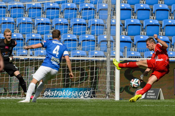 PIŁKA NOŻNA EKSTRAKLASA LECH POZNAŃ PIAST GLIWICE ( Kamil Wilczek Jasmin Buric )