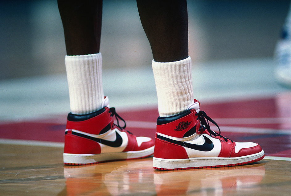 Michael Jordan w butach Nike Air Jordan 1, zdjęcie z 1985 roku