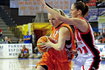 Agnieszka Bibrzycka (z lewej, UMMC Jekaterynburg)