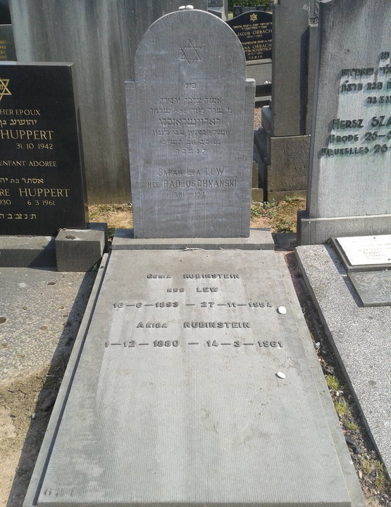 Nagrobek Rubinsteina na brukselskim cmentarzu