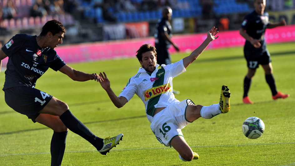 PIŁKA NOŻNA LIGA POLSKA POGOŃ SZCZECIN LECHIA GDAŃSK