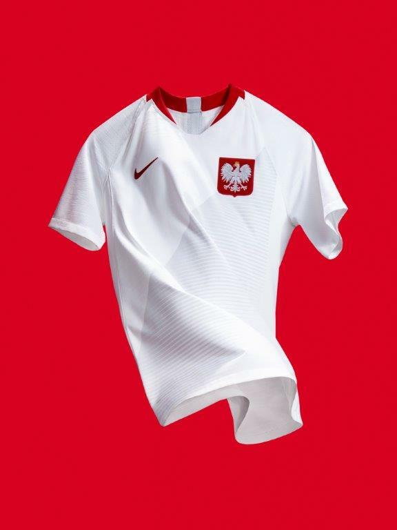 MŚ: Nowe koszulki Polaków. Biało-Czerwoni zawojują w nich Rosję? - Przegląd  Sportowy