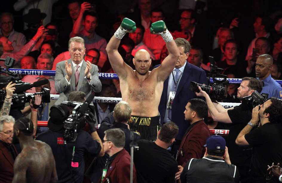 Tyson Fury po zwycięstwie nad Deontayem Wilderem. Brytyjczyk ponownie został wtedy mistrzem świata (22 lutego 2020 r.)