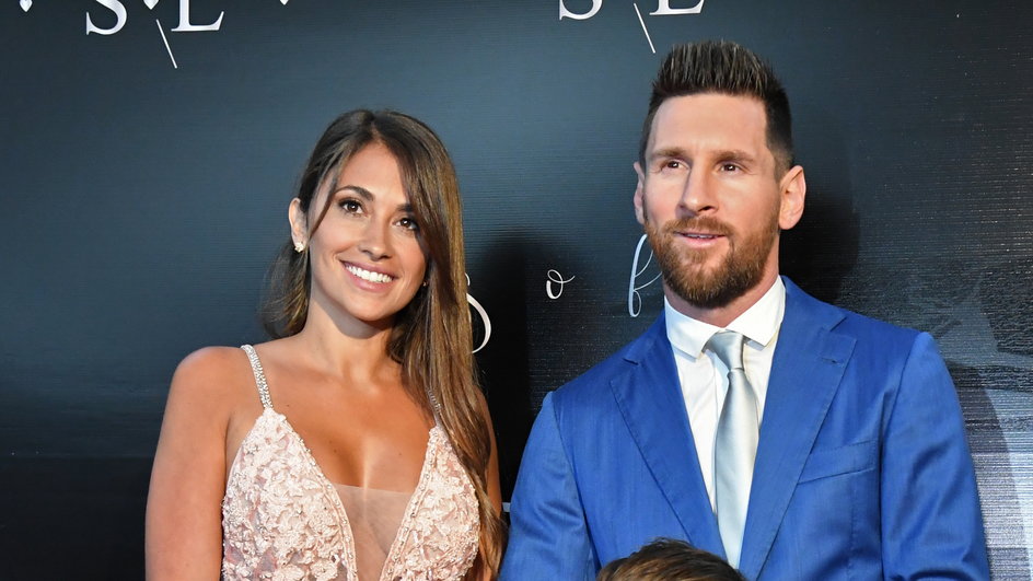 Antonela Roccuzzo i Lionel Messi z synem