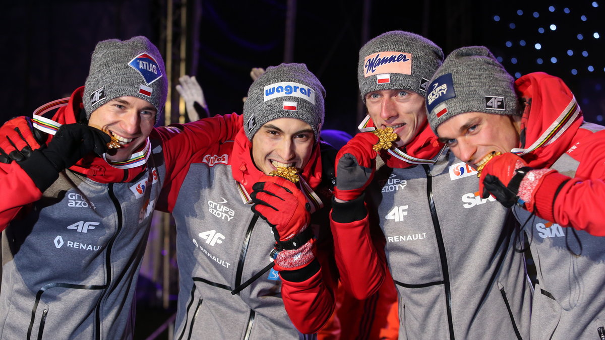 Od lewej: Kamil Stoch, Maciej Kot, Dawid Kubacki i Piotr Żyła