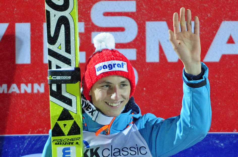 Krzysztof Biegun po wygraniu zawodów PŚ w Klingenthal w 2013 r.