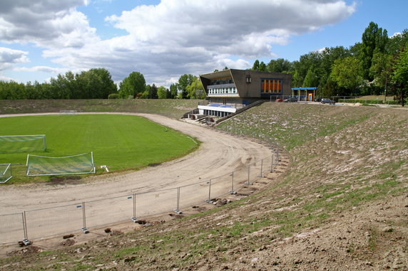 Stadion piłkarsko-żużlowy „Skałka” im. Pawła Waloszka w Świętochłowicach