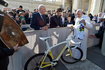 epa06471311 - VATICAN POPE FRANCIS PETER SAGAN (Pope Francis meets Peter Sagan)