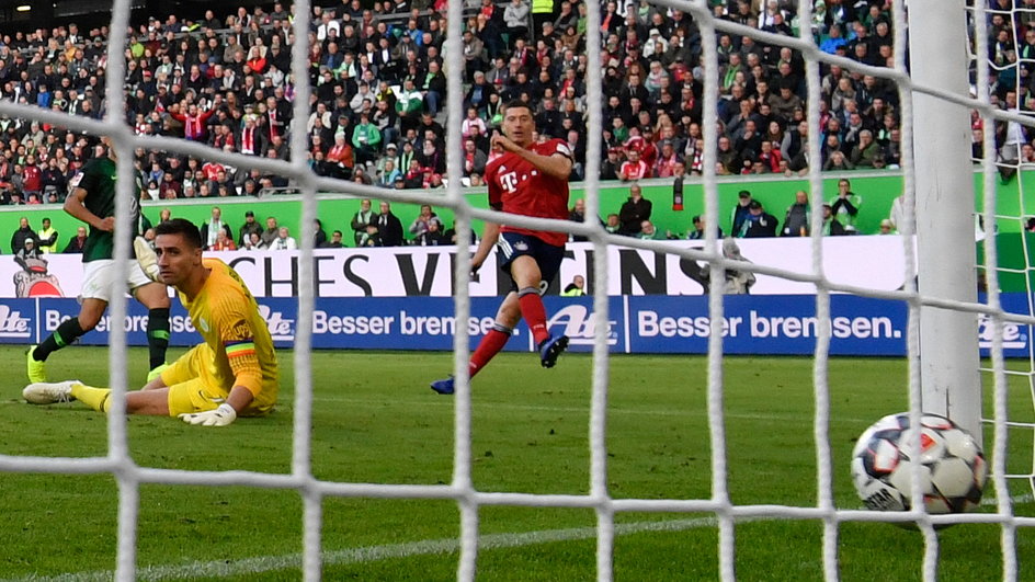 Koen Caseels i Robert Lewandowski (20 października 2018)