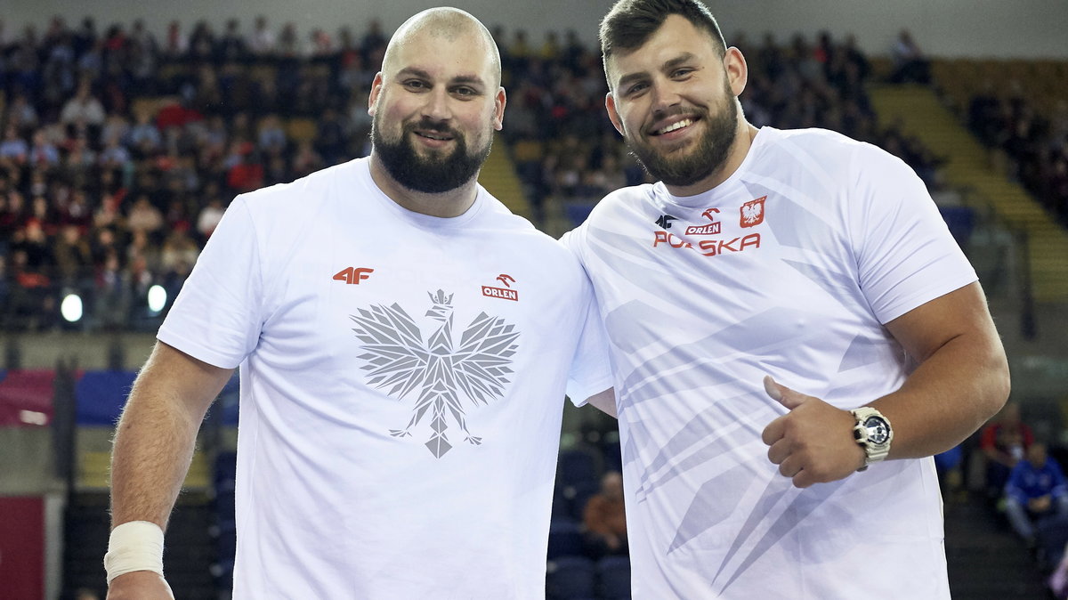 Michał Haratyk (L) i Konrad Bukowiecki