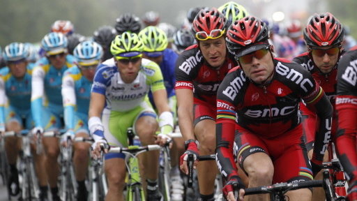 Cadel Evans (front)