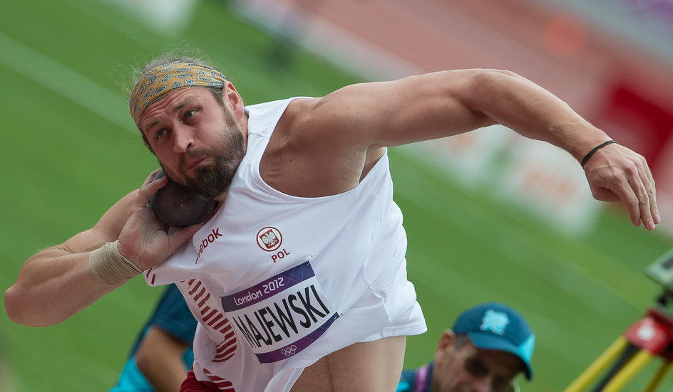 Tomasz Majewski w całej swojej bogatej karierze zdobył tylko jeden medal mistrzostw świata. Srebrny. Lepiej mu szło w igrzyskach – dwukrotnie został mistrzem olimpijskim (w 2008 roku w Pekinie i cztery lata później w Londynie). 