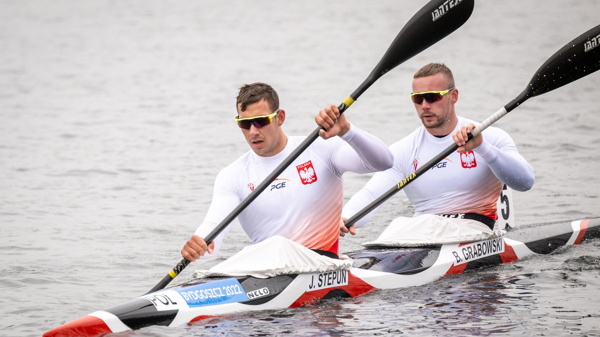 Jakub Stepun (na pierwszym planie) i Bartosz Grabowski znakomicie wypadli podczas AMŚ w kajakarstwie w Bydgoszczy.