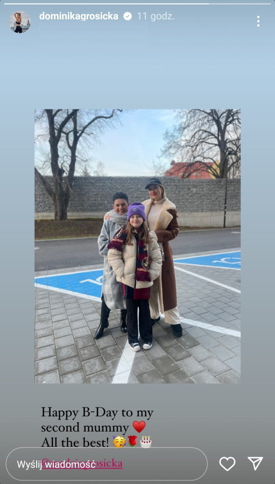 Dominika Grosicka z córką i teściową