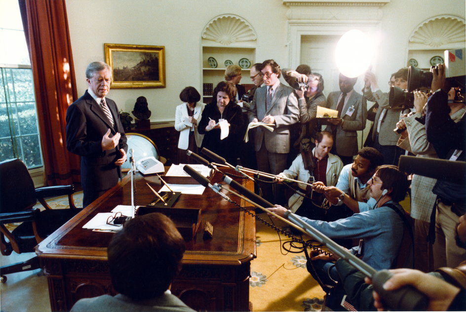 Jimmy Carter podczas konferencji w 1980 r.