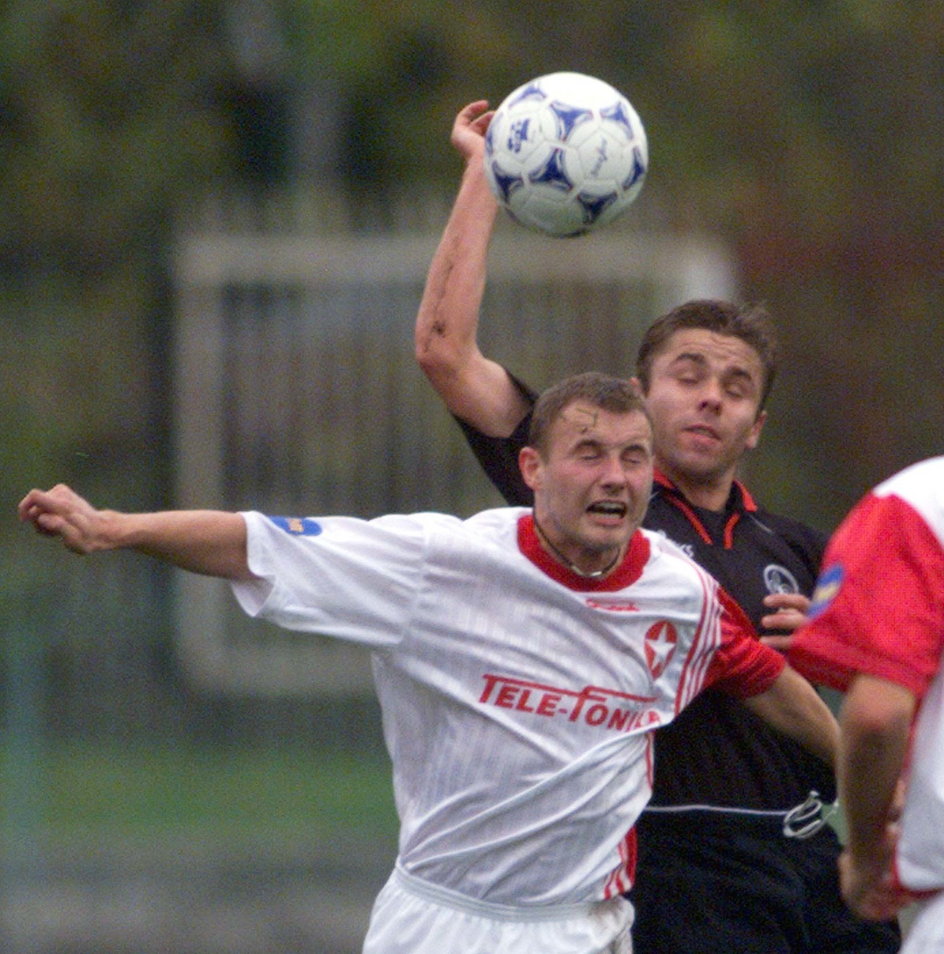 Arkadiusz Bąk w sezonie 1997/98 został królem strzelców razem z Sylwestrem Czereszewskim i Mariuszem Śrutwą