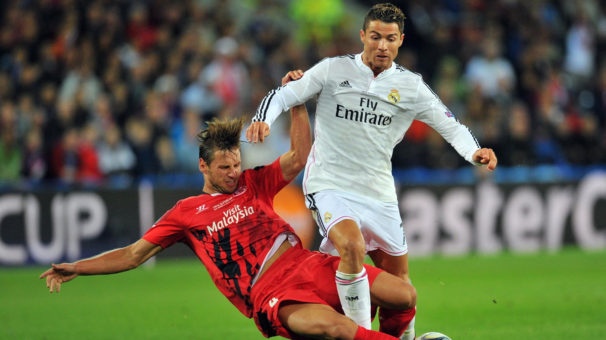 Grzegorz Krychowiak i Cristiano Ronaldo