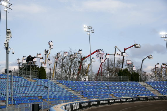 Podnośniki w Lublinie (mecz Motor - Włókniarz)