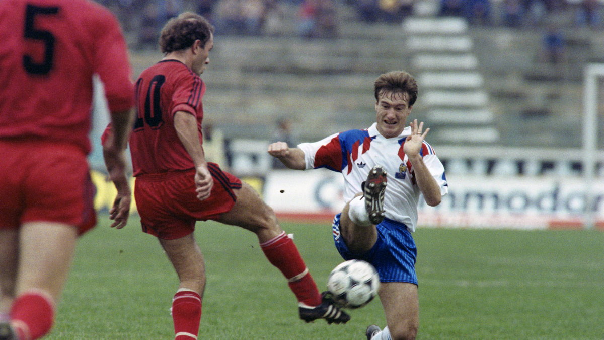 Piłkarze reprezentacji Albanii w meczu el. Euro 1992 z Francją