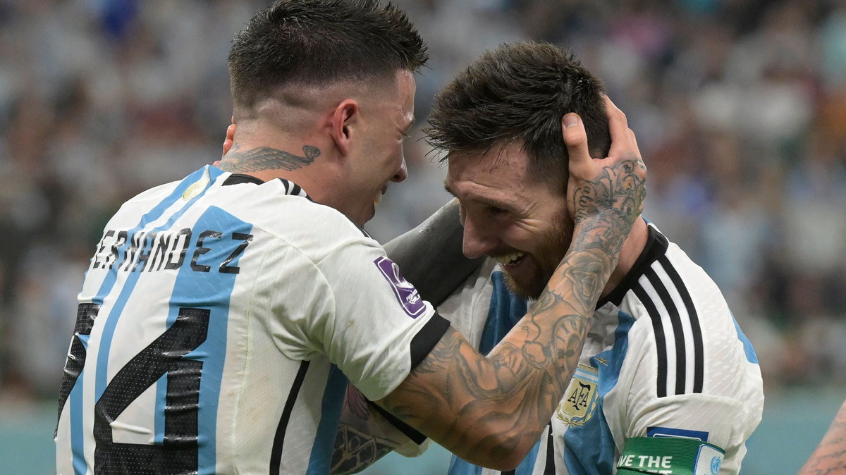 Enzo Fernandez i Leo Messi