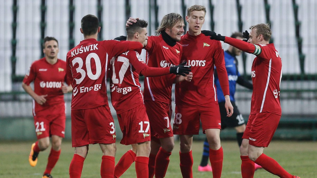 Pilka nozna. Ekstraklasa. Sparing. LechiaGdansk - Zawisza Bydgoszcz. . 06.02.2016