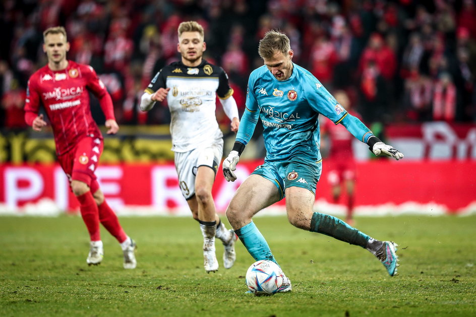 Henrich Ravas w meczu Widzewa z Jagiellonią