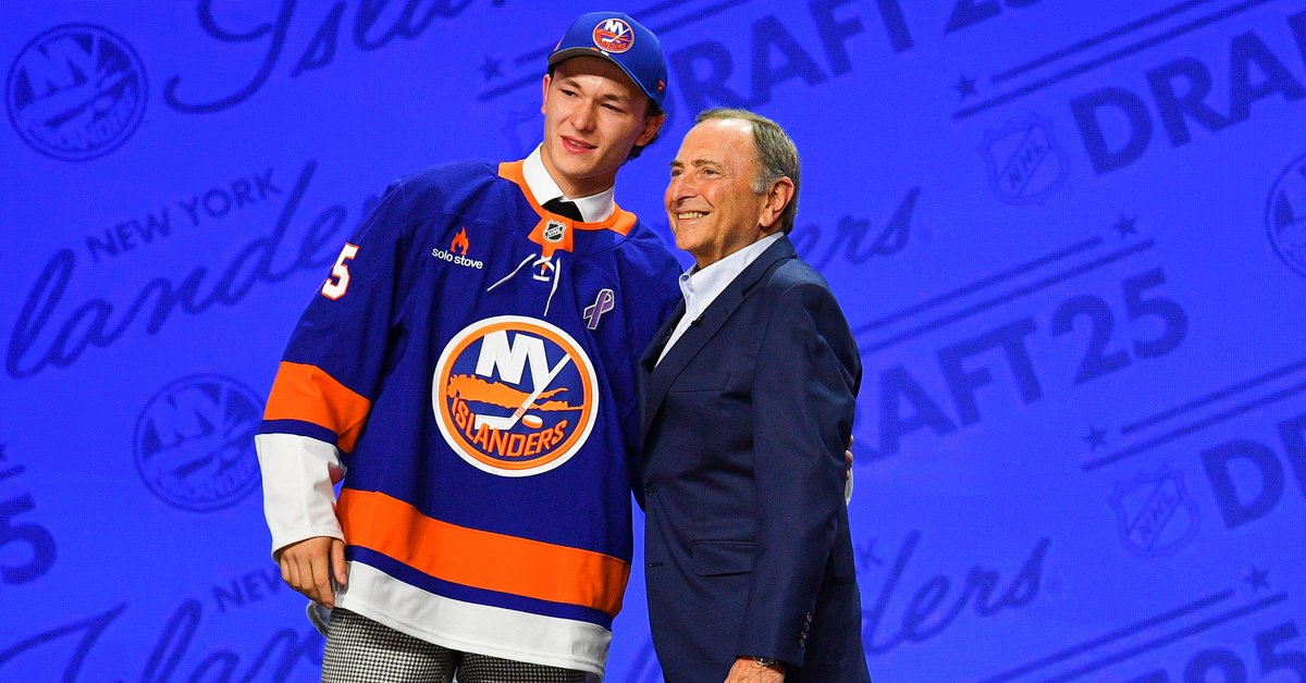 Za nami draft NHL. Oto kto został wybrany z numerem jeden