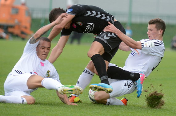 PIŁKARSKA EKSTRAKLASA POLONIA KONTRA GKS BEŁCHATÓW