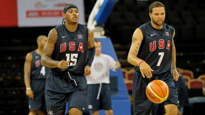 Carmelo Anthony (L) i Deron Williams (R)