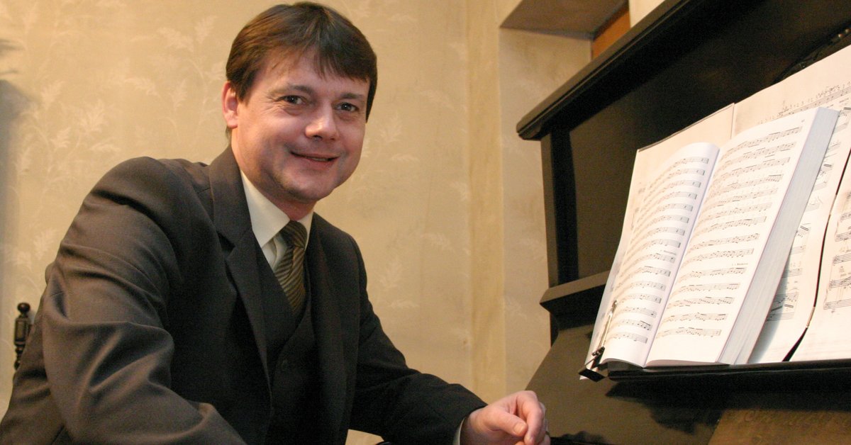 Był królem życia, przegrał z depresją. W Polsce kochały go tysiące osób