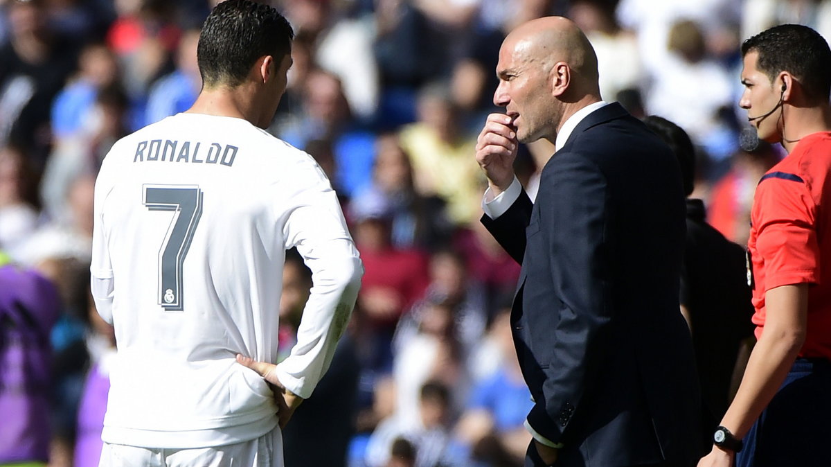 Cristiano Ronaldo (L) i Zinedine Zidane