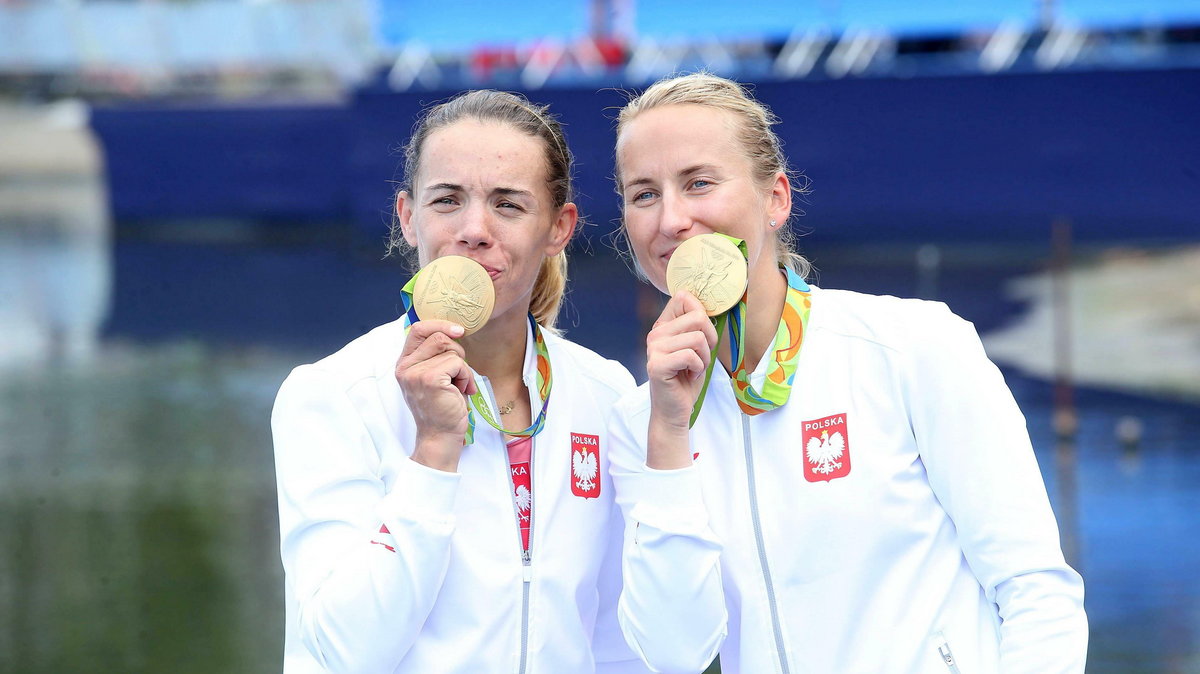 MAGDALENA FULARCZYK - KOZLOWSKA i NATALIA MADAJ