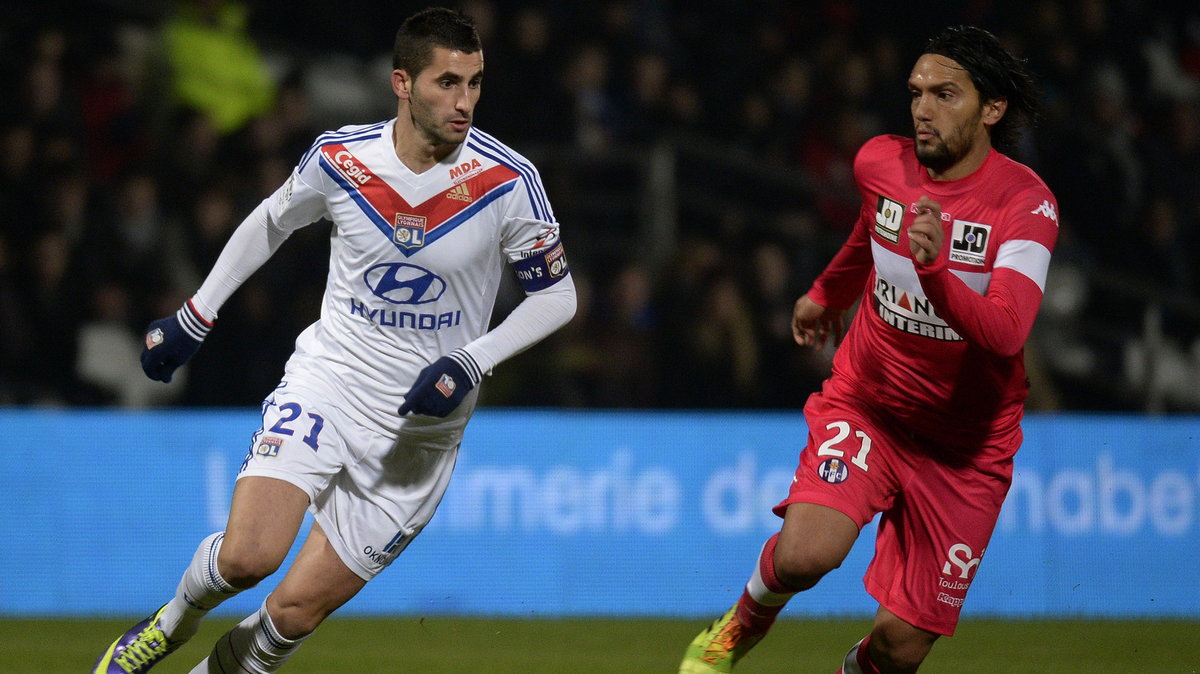 Maxime Gonalons (L)