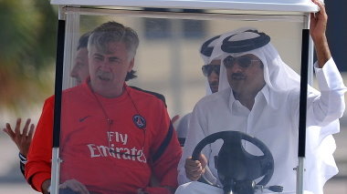 Carlo Ancelotti i szejk Tamim bin Hamad al-Thani