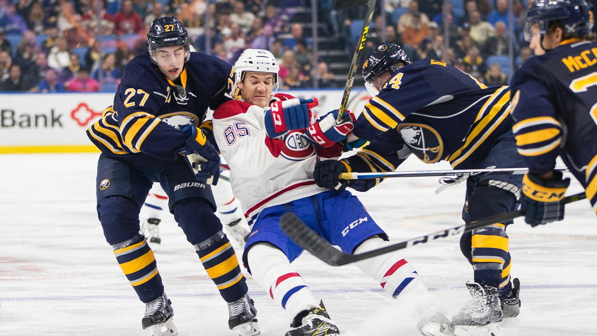 Andrew Shaw, Derek Grant i Nicolas Deslauriers