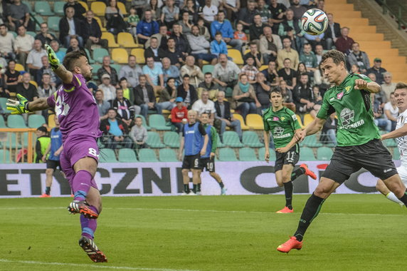 PIŁKA NOŻNA EKSTRAKLASA GÓRNIK ŁĘCZNA - POGOŃ SZCZECIN (Radosław Janukiewicz Shpetim Hasani)