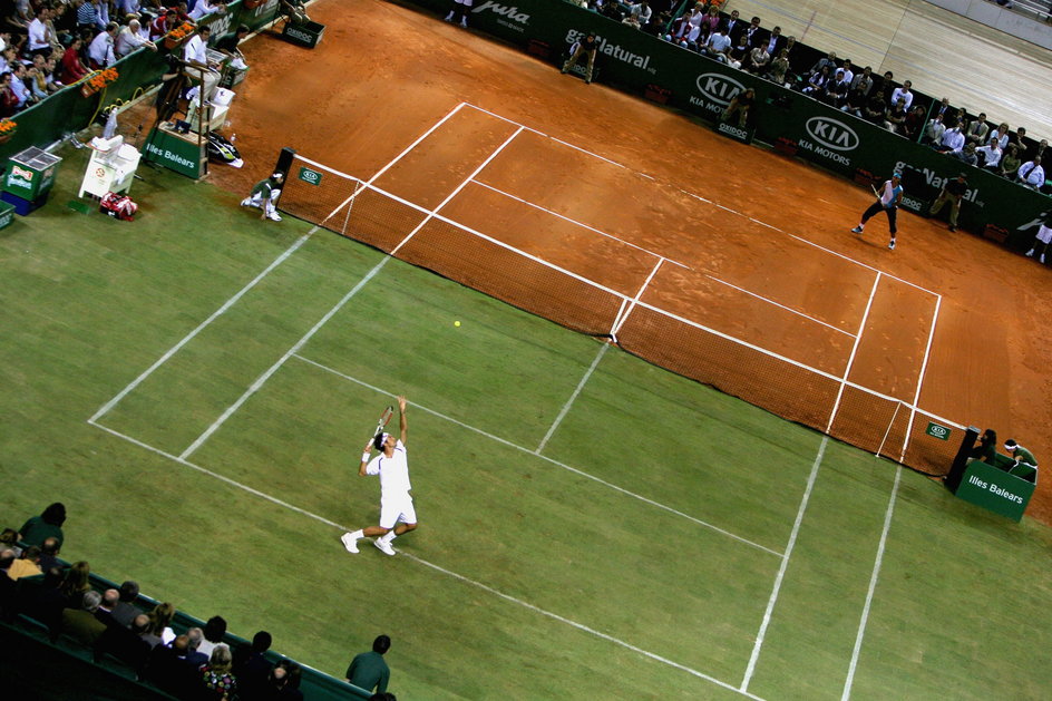 Roger Federer i Rafael Nadal podczas meczu pokazowego w 2007 r.