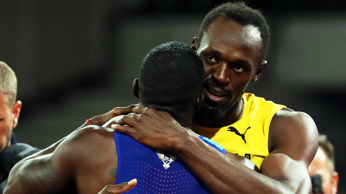 Usain Bolt gratuluje Justinowi Gatlinowi