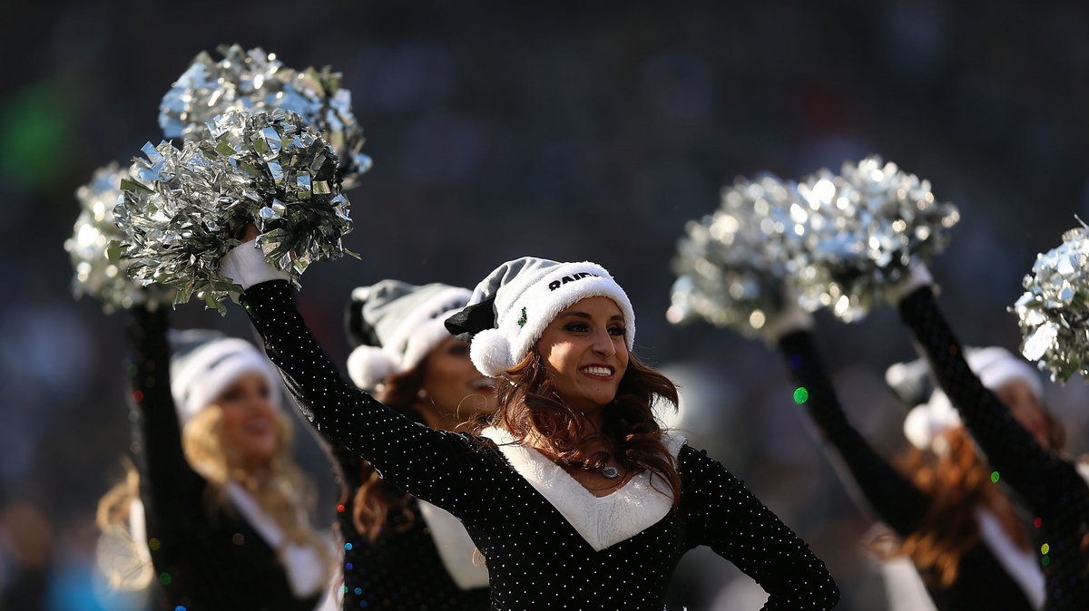 Cheerleaderki Oakland Raiders