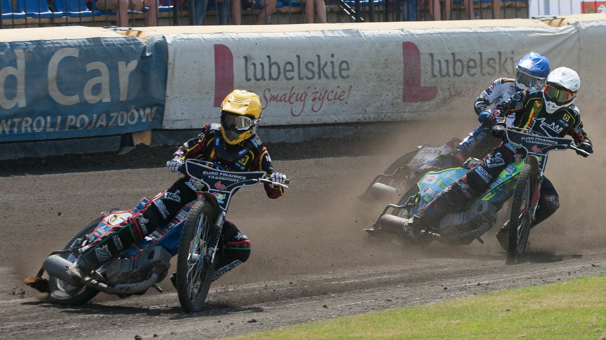 2018.06.10 Lublin Zuzel Nice I liga sezon 2018 Speed Car Motor Lublin - Polonia Pila N/z Rafal Okoniewski Robert Lambert Pawel Laguta Foto Wojciech Szubartowski / PressFocus 2018.06.10 Lublin Nice I Polish Speedway League season 2018 Speed Car Motor Lublin - Polonia Pila Rafal Okoniewski Robert Lambert Pawel Laguta Credit: Wojciech Szubartowski / PressFocus