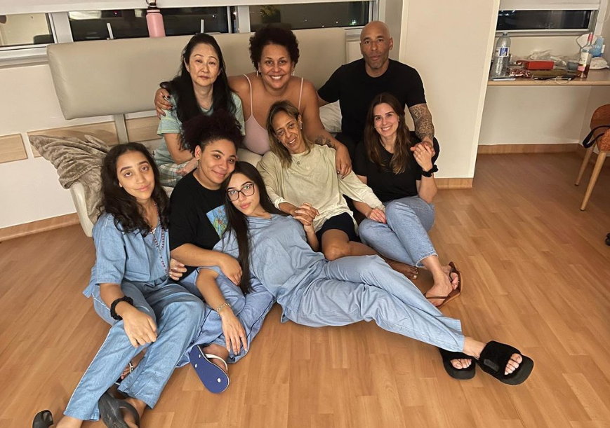 Rodzina Pelego jest z nim w szpitalu. Jego córka pokazała poruszające zdjęcie (Foto: https://www.instagram.com/iamkelynascimento/)
