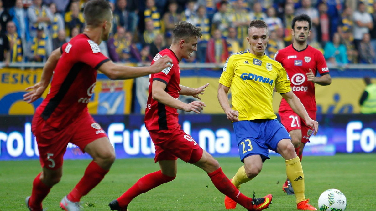 Pilka nozna. Ekstraklasa. Arka Gdynia - Piast Gliwice. 01.10.2016