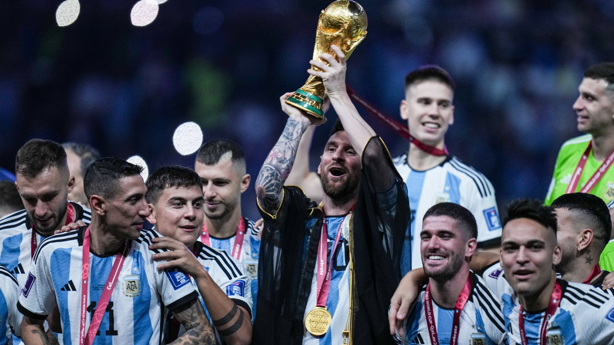 Lionel Messi i reprezentanci Argentyny po zdobyciu Pucharu Świata