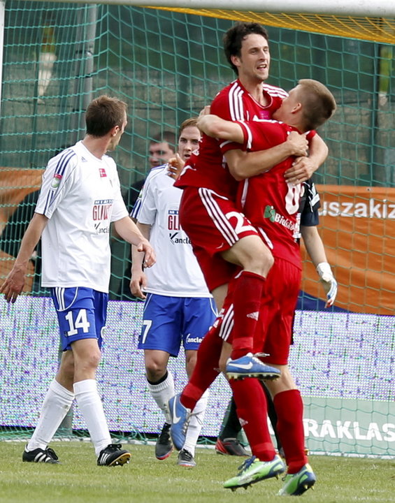 PIŁKARSKA EKSTRAKLASA PODBESKIDZIE KONTRA PIAST GLIWICE