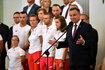 18905213 - LEKKOATLETYKA SPOTKANIE PREZYDENTA Z PARALEKKOATLETAMI (Andrzej Duda )