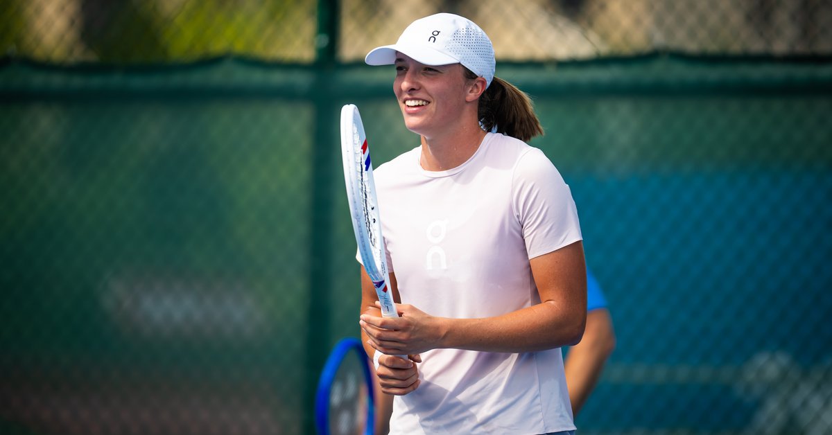 O której dzisiaj mecz Iga Świątek - Yue Yuan? Gdzie oglądać? Transmisja TV