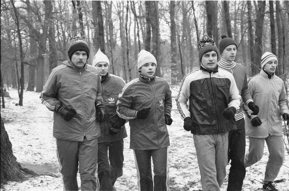 Złoci medaliści ME w Pradze 1978. W treningu bierze udział siedmiu zawodników: Marian Woronin, Leszek Dunecki, Zenon Licznerski, Krzysztof Zwoliński, Michalski, Labus i Swaczyna.