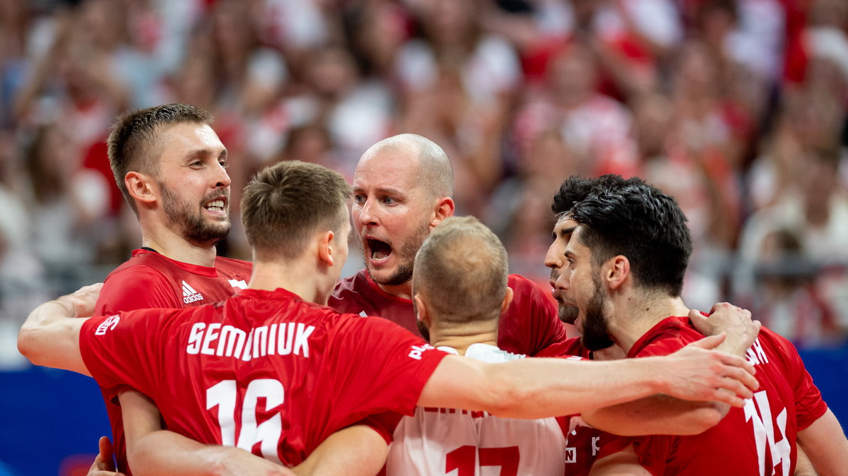 NA ŻYWO: Polska - USA. Będzie hattrick Polaków? Relacja i wynik MŚ  siatkarzy - Przegląd Sportowy