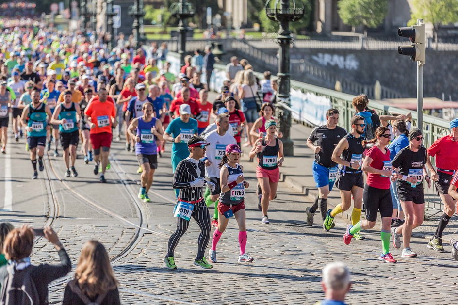 Prague Marathon – trasa jest szybka, niezupełnie płaska i ma sporo brukowanych fragmentów